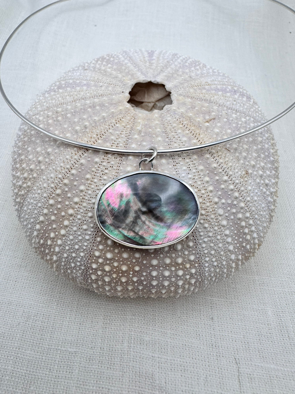 Black Lip Shell Choker Necklace